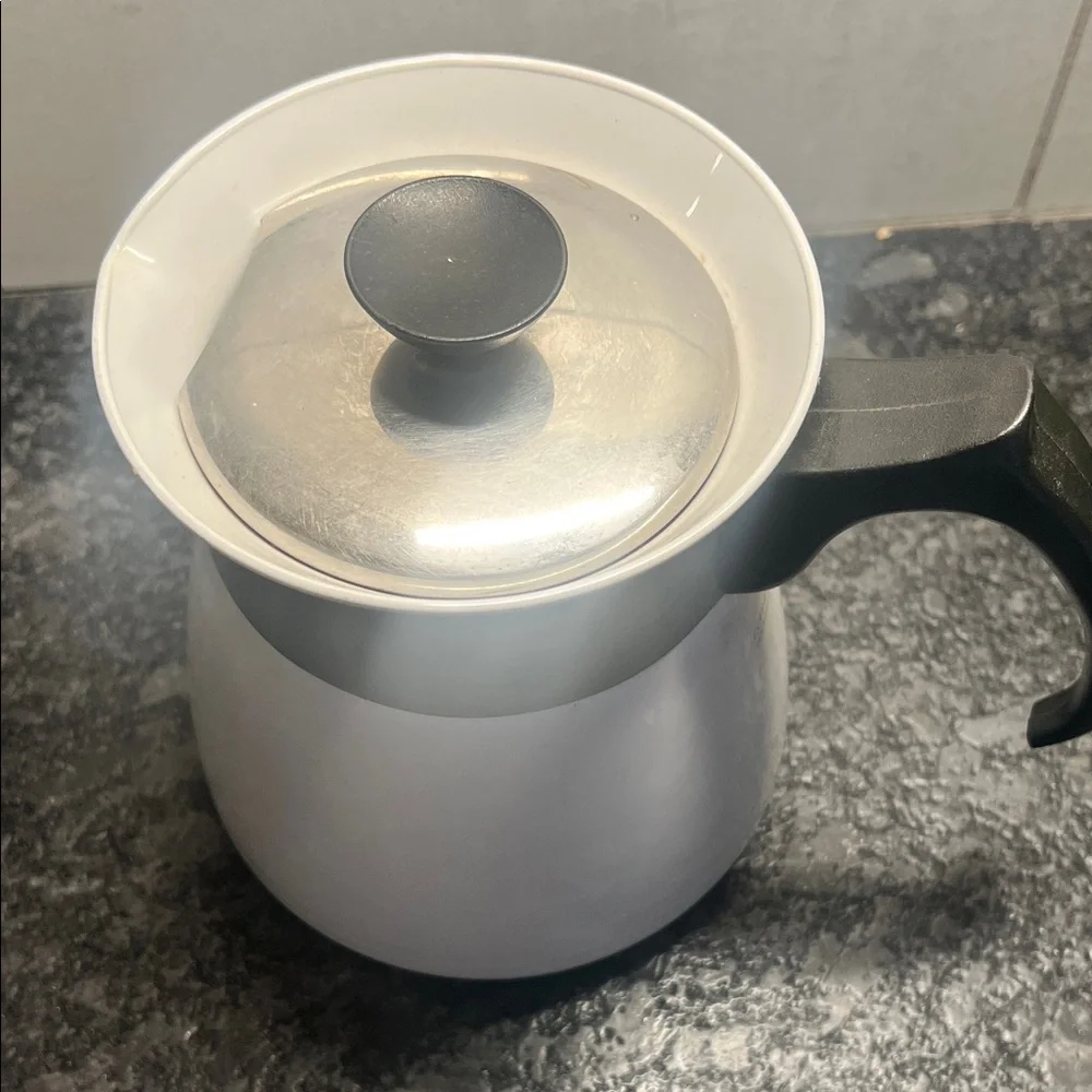 RARE SHAPE Corningware Coordinates TP-6 cup tea pot.  Excellent condition